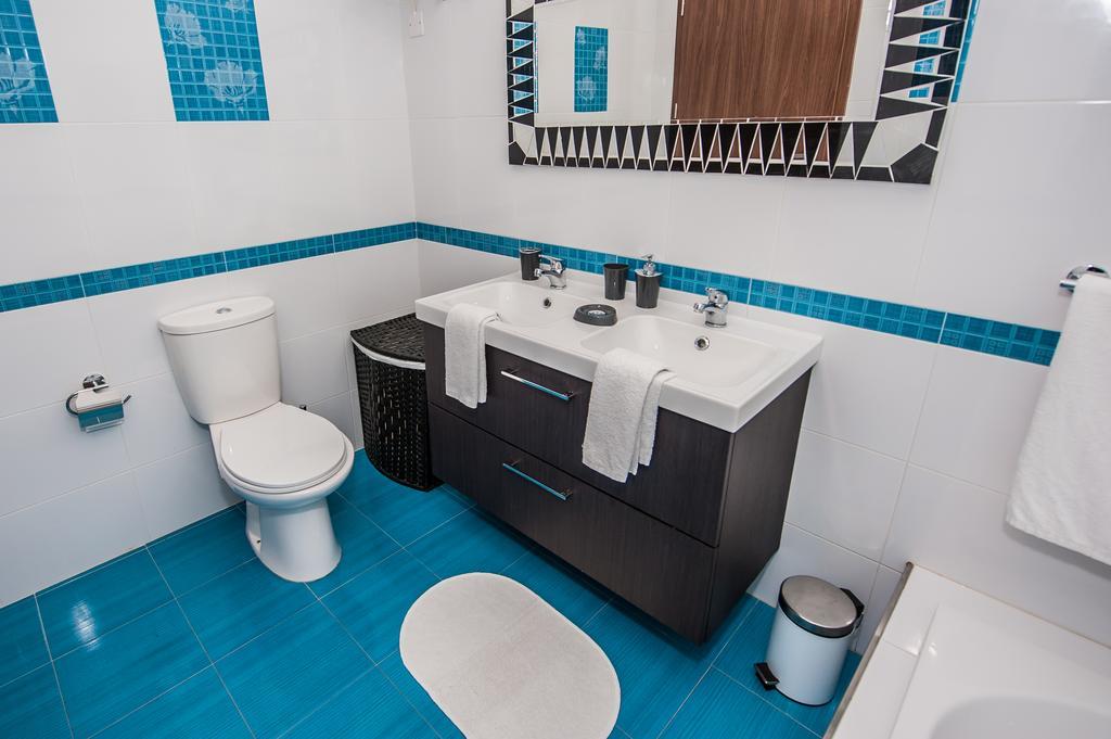 The Waves Apartment Marsaxlokk Room photo